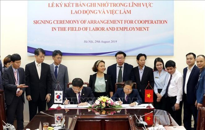 Vietnam, RoK foster comprehensive labor cooperation